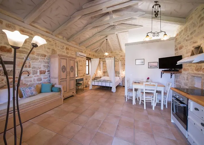 Porta Del Mar Méson Yerakaríon