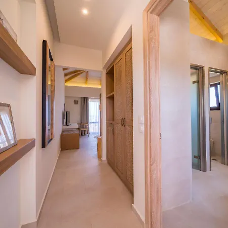 Porta Del Mar Méson Yerakaríon